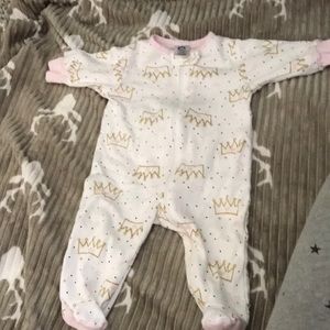 Crown onesie.
